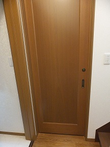 １階トイレドア.jpg